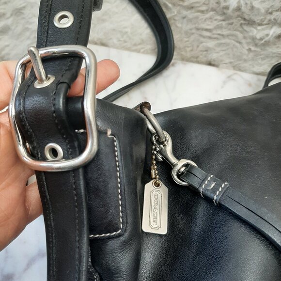 Vintage Y2K Coach 1417 Black Leather With White Stitching Crossbody bag - Picture 8 of 10